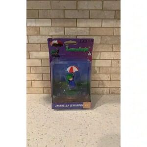 First edition Lemmings Umbrella Lemming No. 17 Official PlayStation GameStop BD